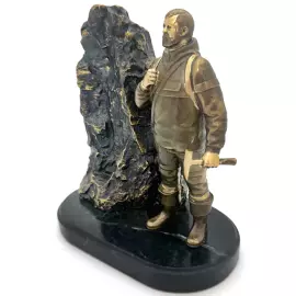 Сувенир бронзовый "Геологическая разведка"